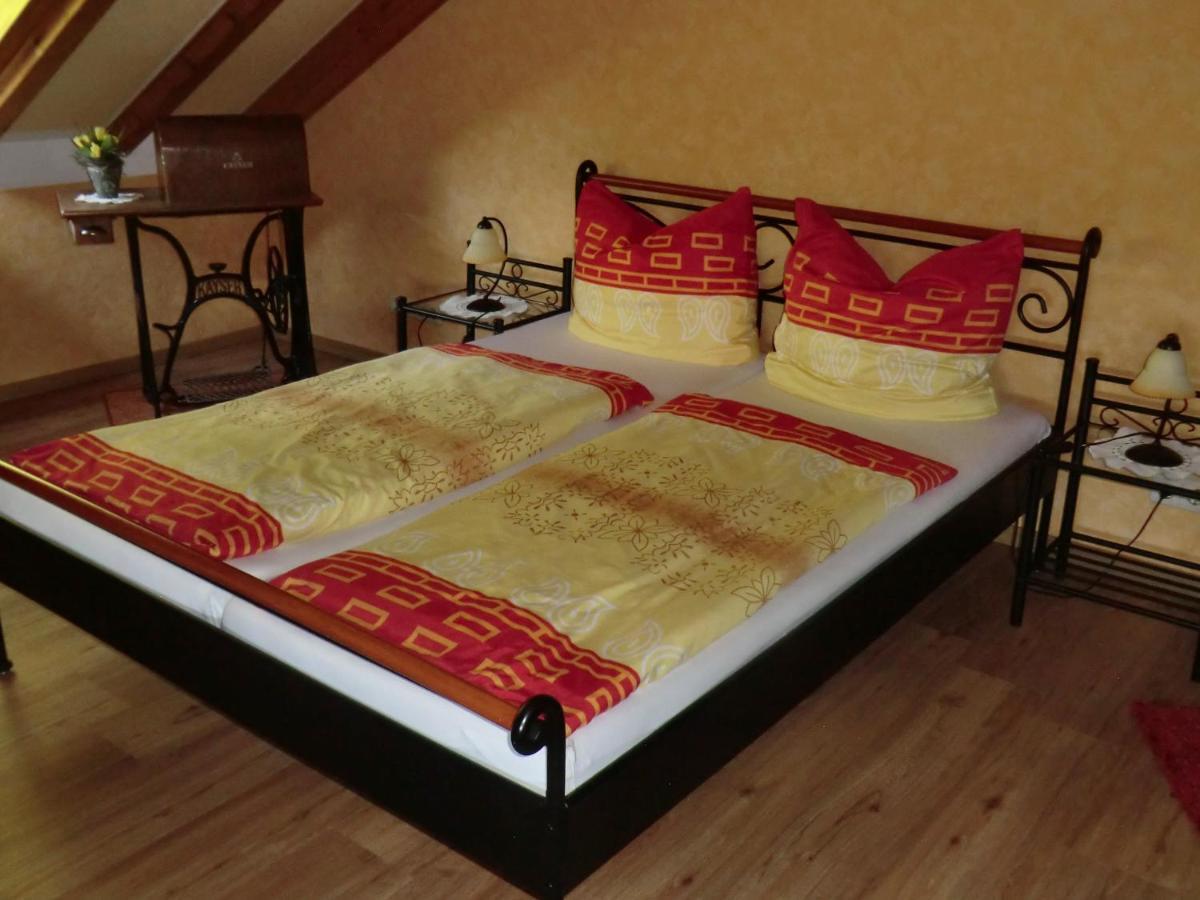 Ferienwohnung Sommer Лёф Экстерьер фото